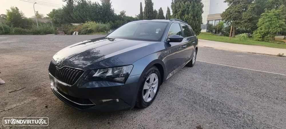 Skoda Superb Break 1.6 TDI Ambition DSG - 2