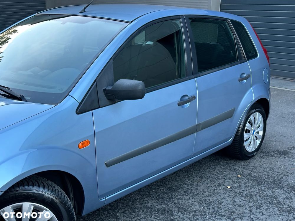 Ford Fiesta 1.3 Silver Magic - 10