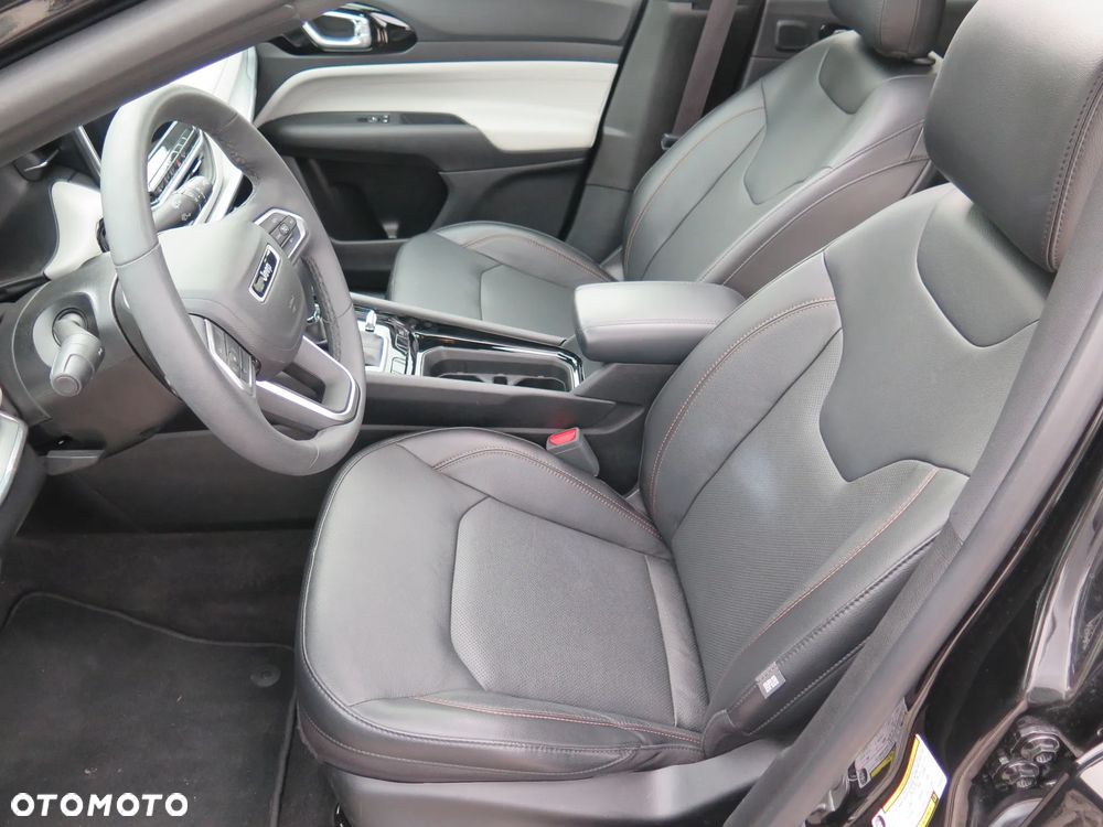 Jeep Compass - 15