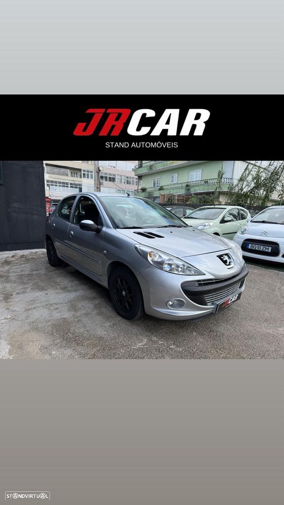 Peugeot 207 1.4 16V Trendy - 20