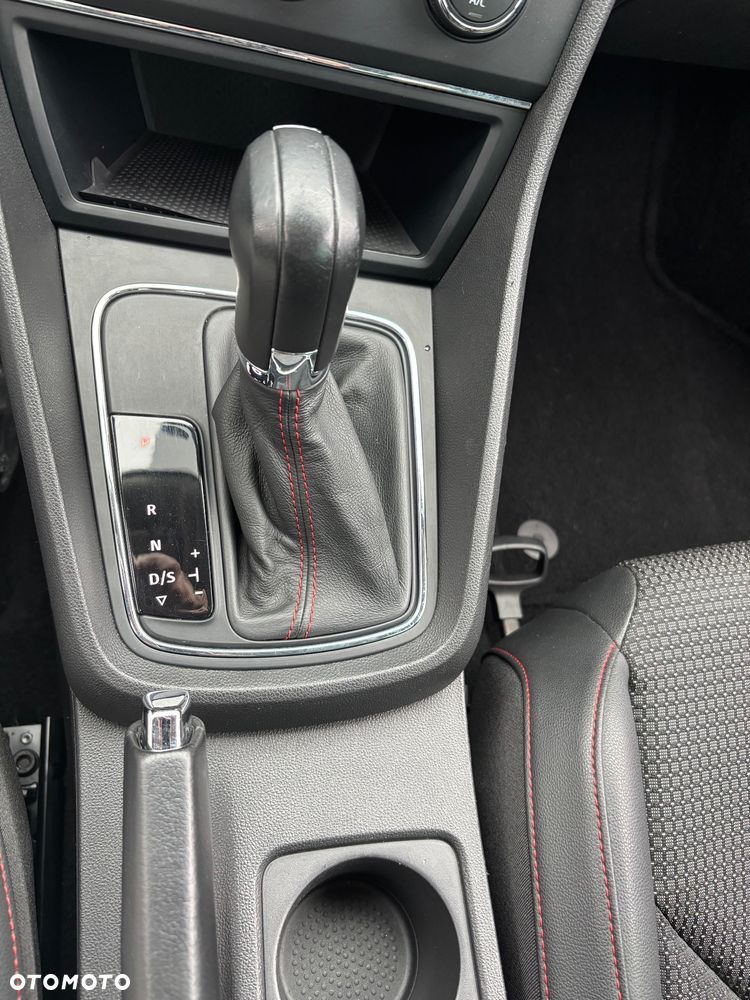 Seat Leon 2.0 TDI DPF Start&Stop DSG FR - 27