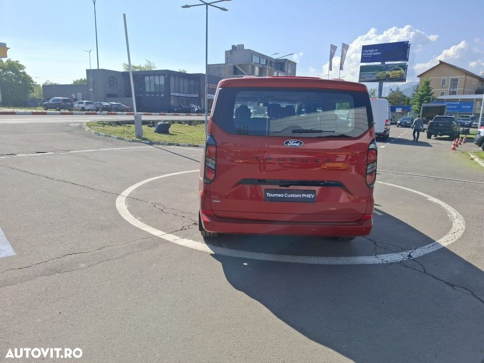 Ford Tourneo Custom - 7
