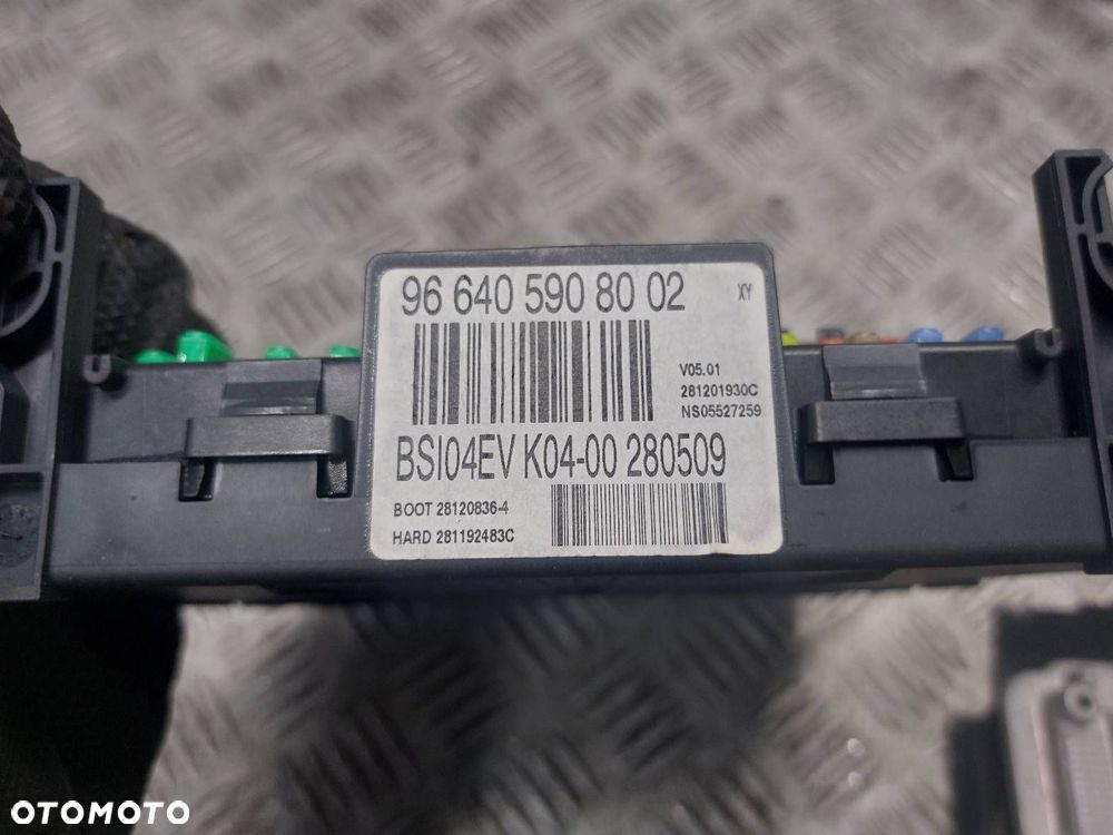 ZESTAW STARTOWY CITROEN C4 PICASSO I 1.6 VTI 9666104280 966470588 - 9