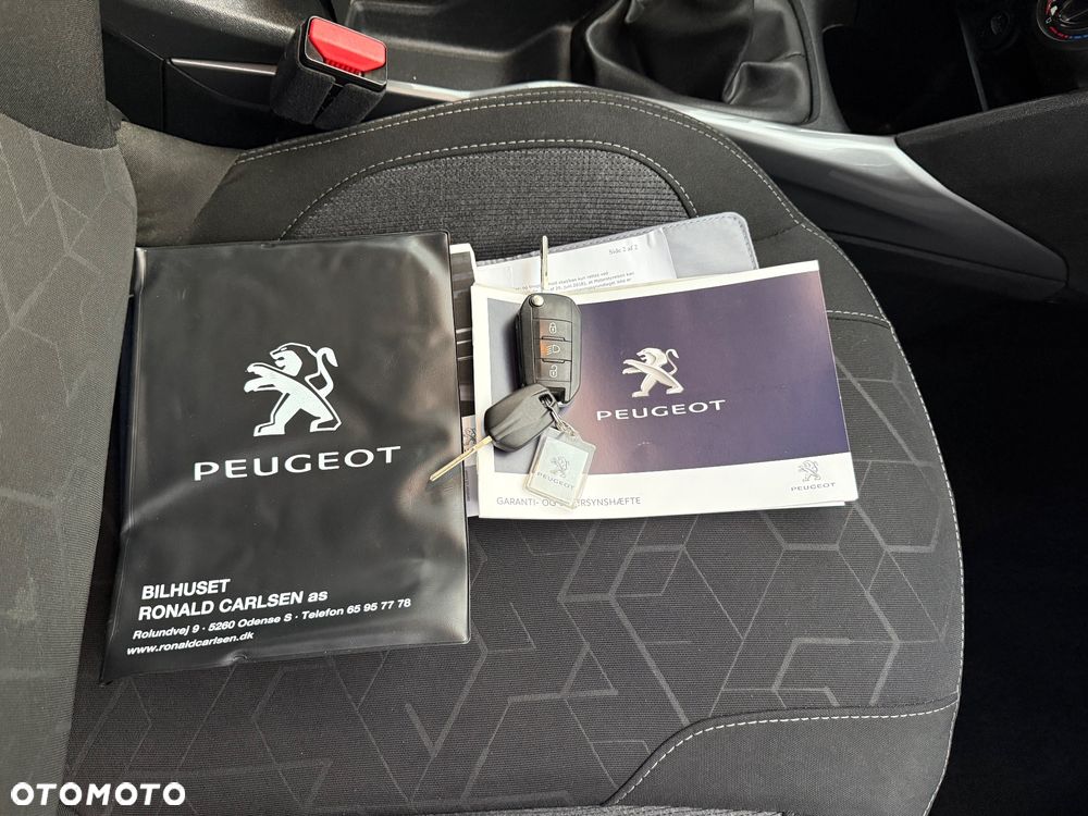 Peugeot 2008 BlueHDi 100 STOP & START Active - 17