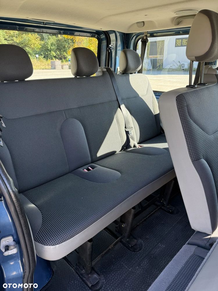 Opel Vivaro - 16