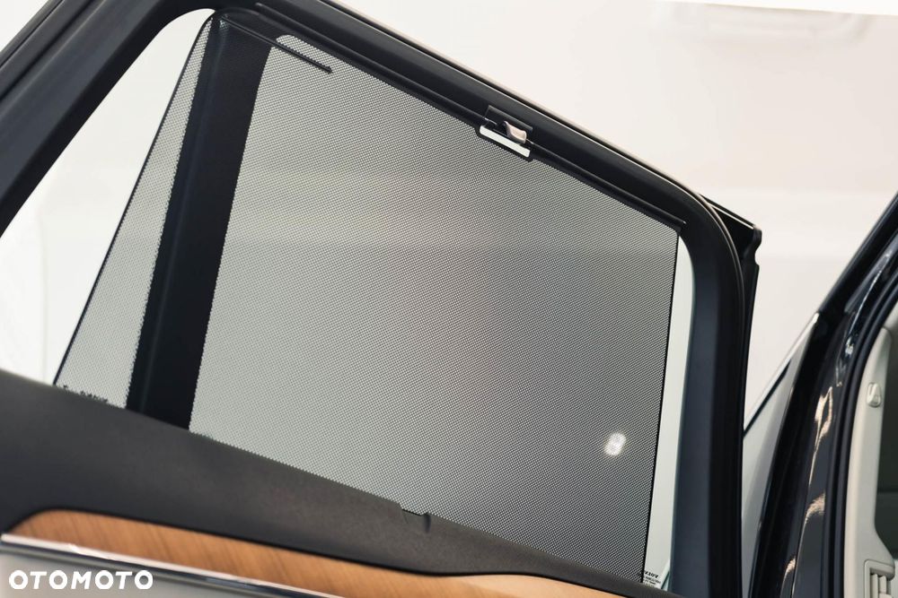 Volvo XC 90 B5 D AWD Momentum Pro - 33