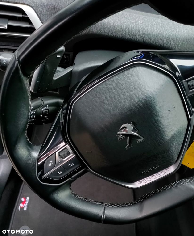 Peugeot 5008 - 12
