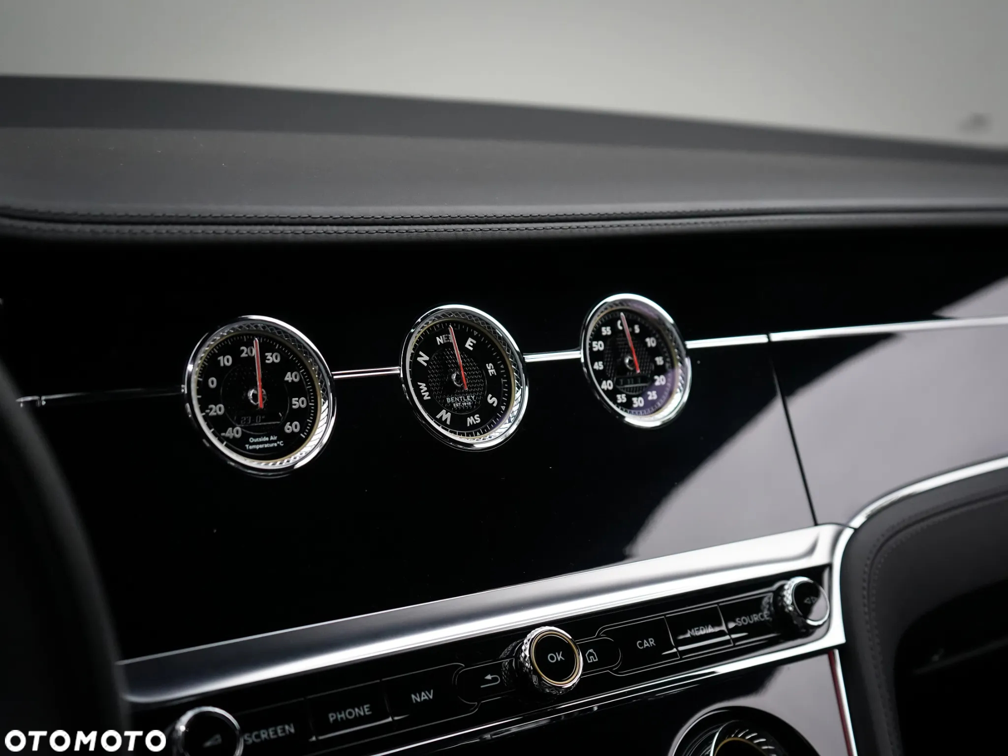 Bentley Continental GT New V8 - 12