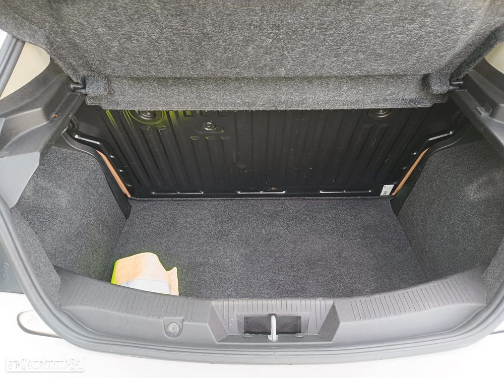 Alfa Romeo MiTo 1.3 JTD Distinctive - 17