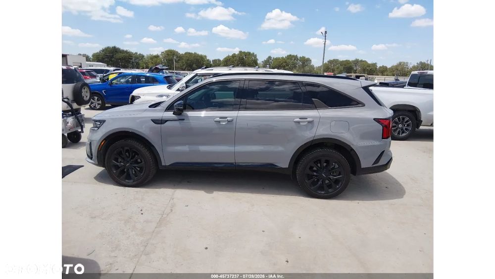Kia Sorento - 7