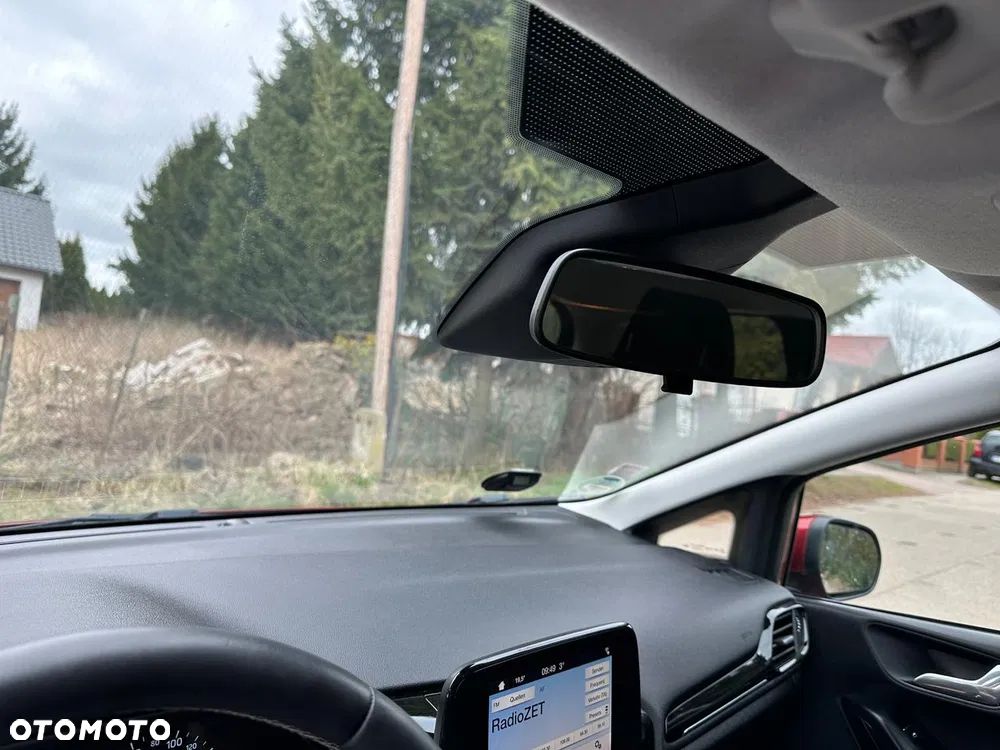 Ford Fiesta 1.1 S&S TITANIUM - 30