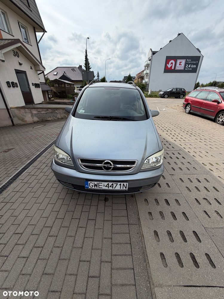 Opel Zafira 1.8 16V Comfort - 3