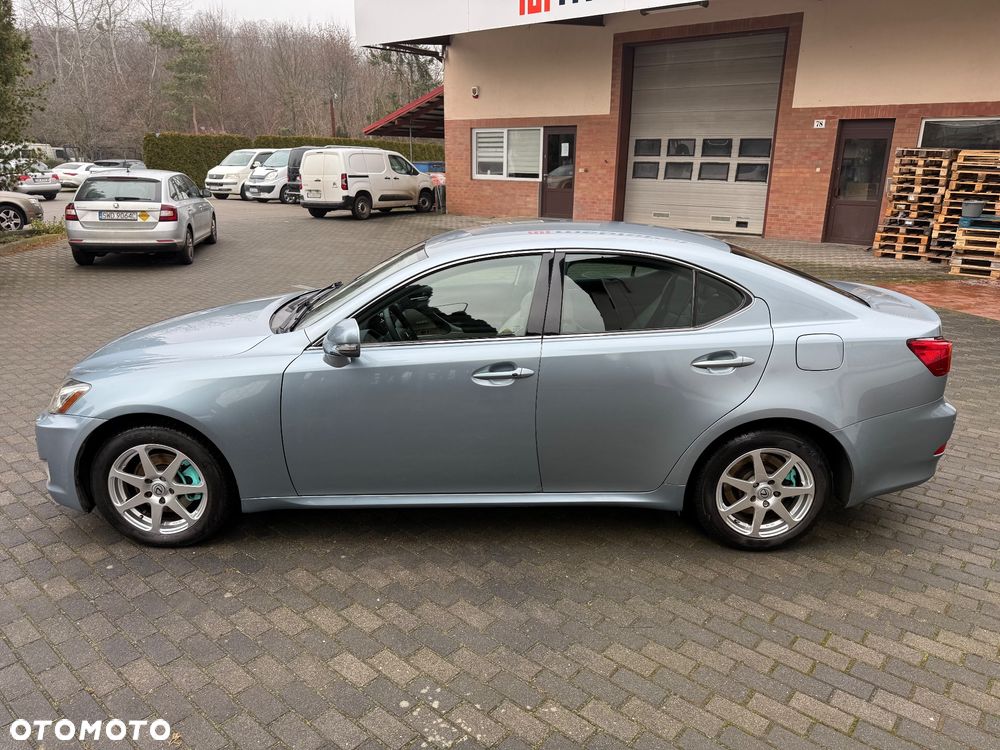Lexus IS 220d Luxury Line - 5