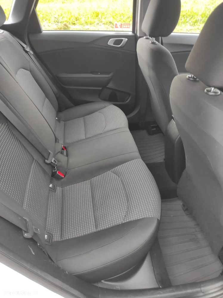 Kia Ceed 1.6 CRDi SCR S - 8