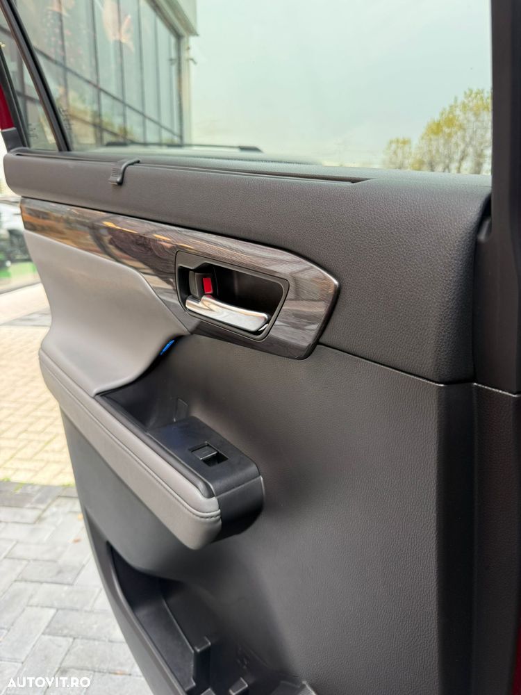 Toyota Highlander 2.5 L Dynamic Force 248CP Luxury Pearly - 23