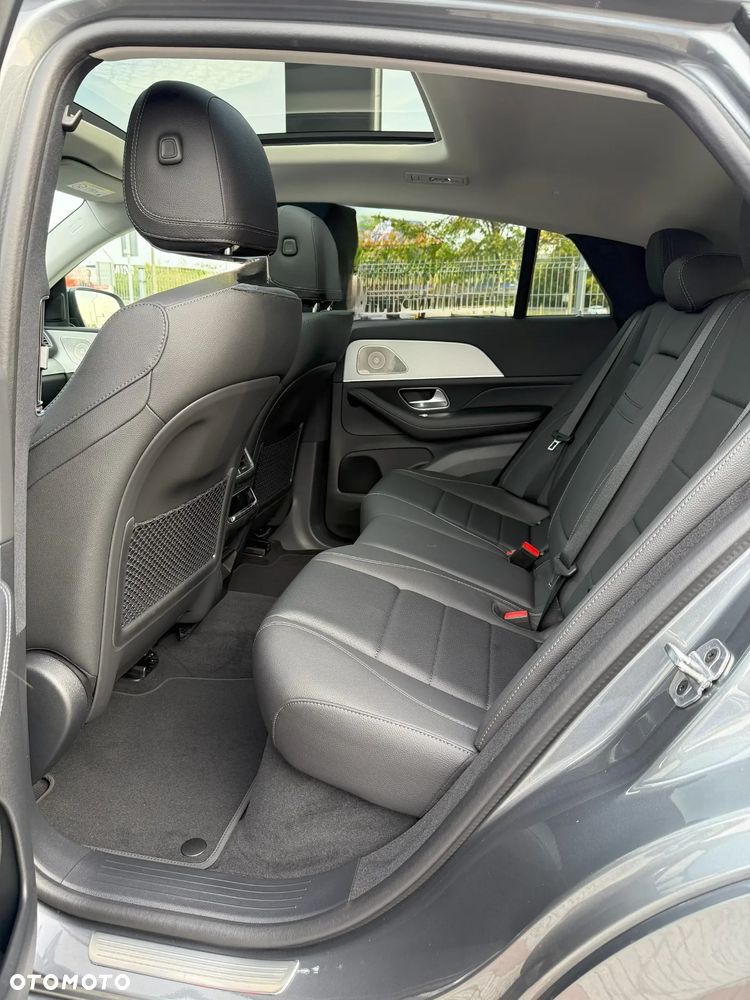 Mercedes-Benz GLE - 22