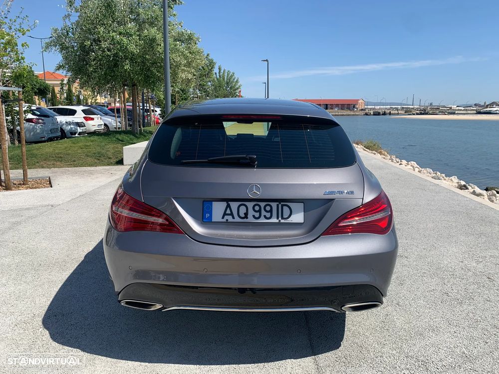Mercedes-Benz CLA 180 - 4
