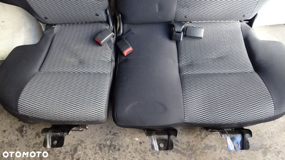 FOTELE KOMPLET NISSAN MICRA K13 - 4
