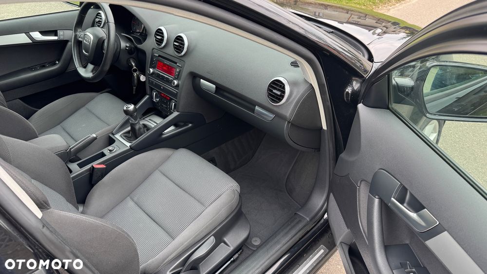 Audi A3 Sportback 2.0 TDI DPF Ambition - 13