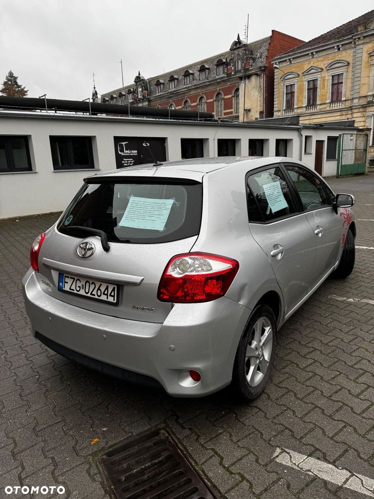 Toyota Auris 1.6 2010 - 5