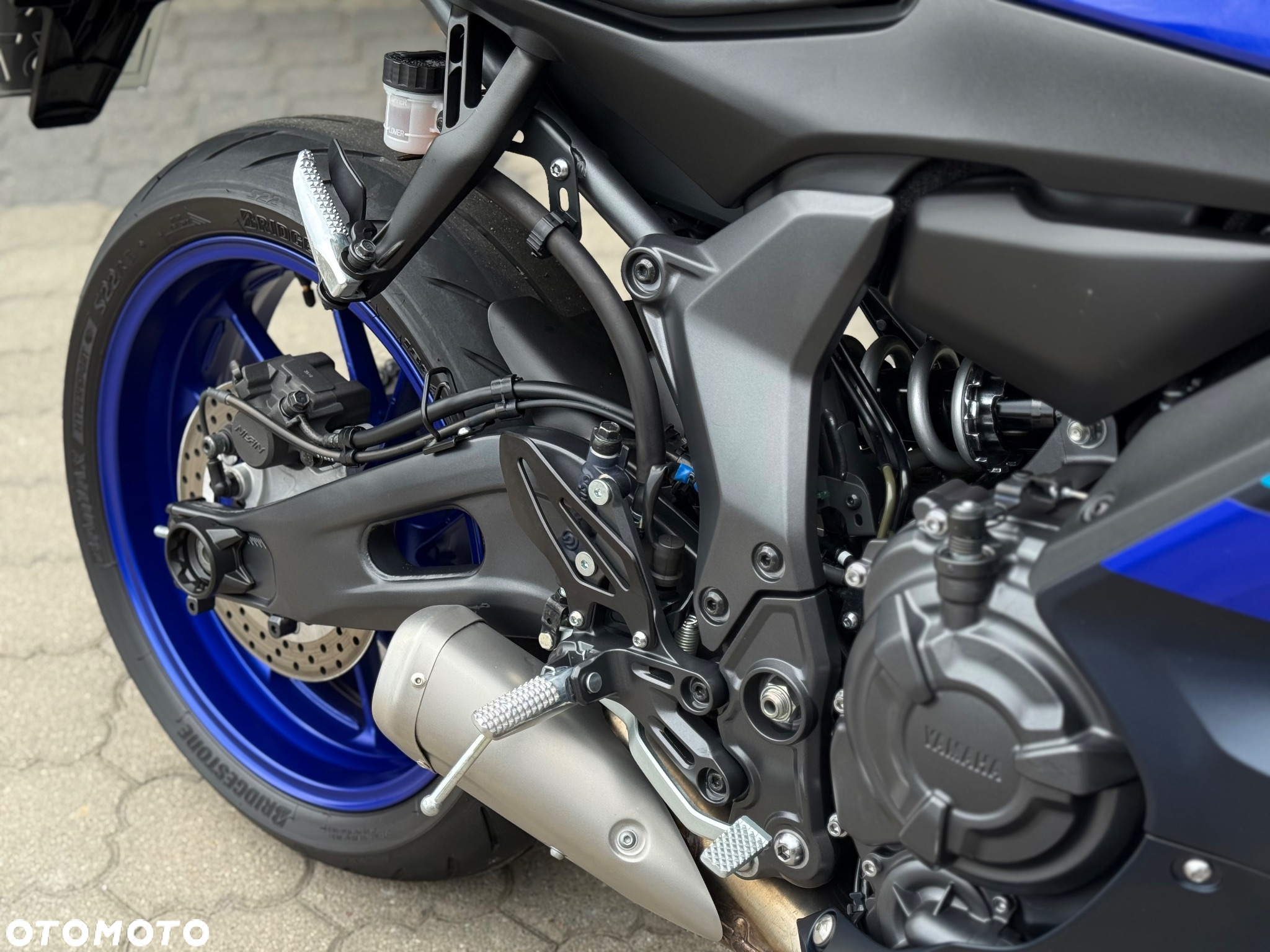 Yamaha R7 - 15