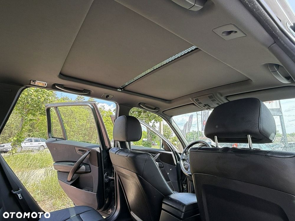 BMW X3 3.0i - 12