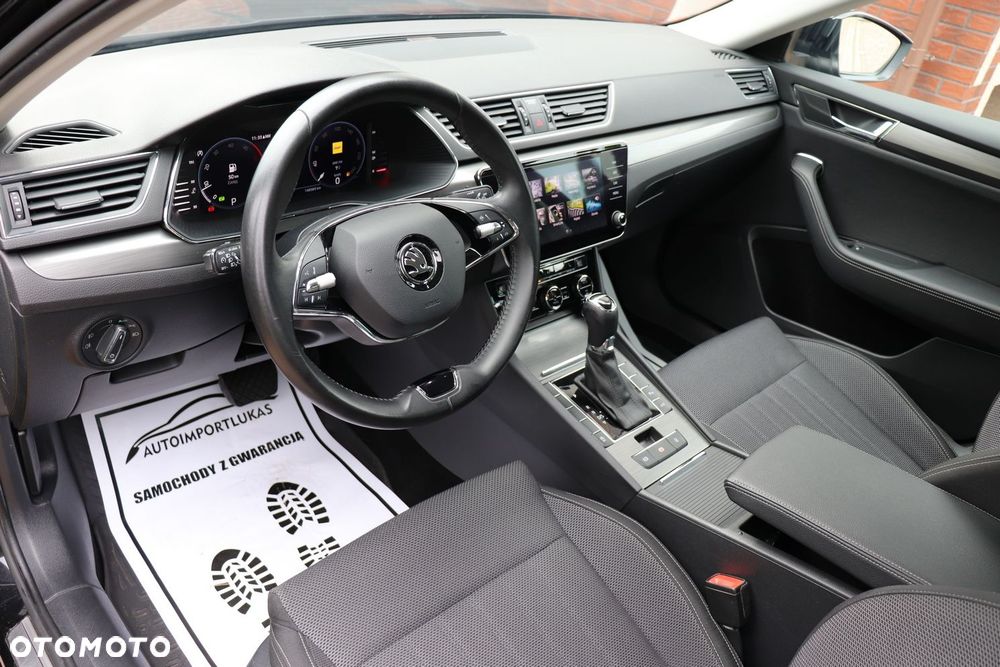 Skoda Superb 2.0 TDI SCR Style DSG - 23