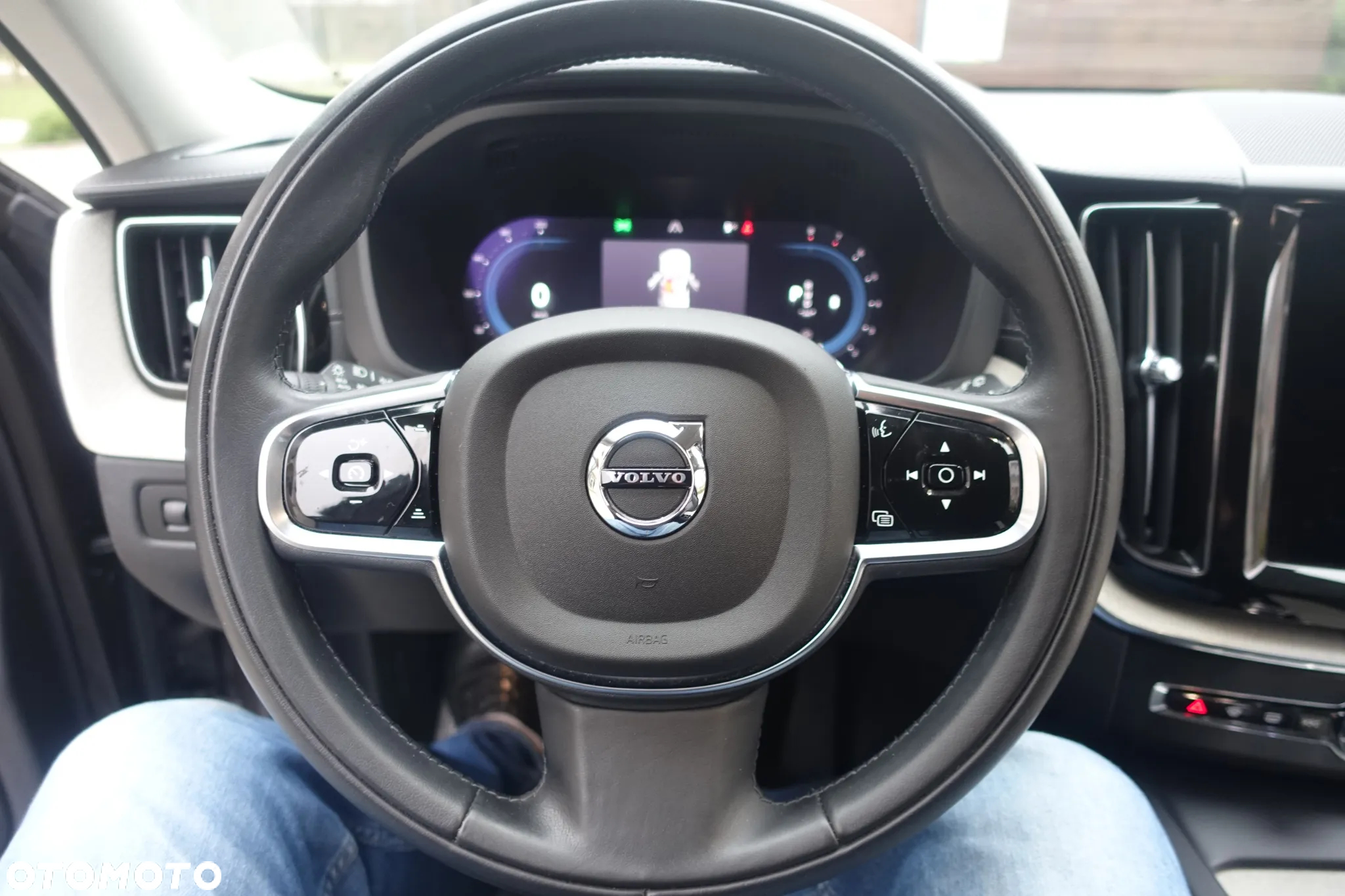 Volvo XC 60 B4 B Inscription - 16