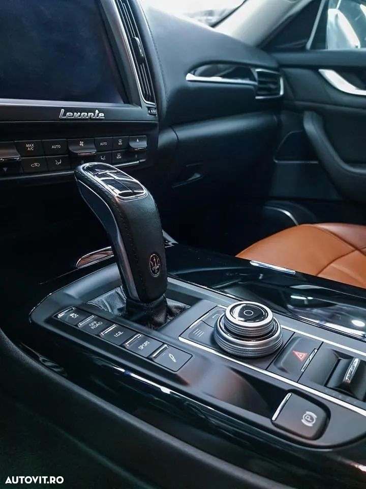 Maserati Levante - 7