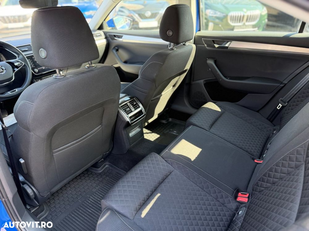 Skoda Superb 2.0 TDI DSG Style - 11
