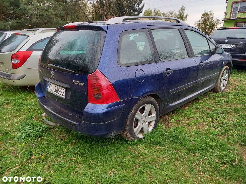 Na części bądź w Całości Peugeot 307 SW kombi 2.0 benzyna - 2