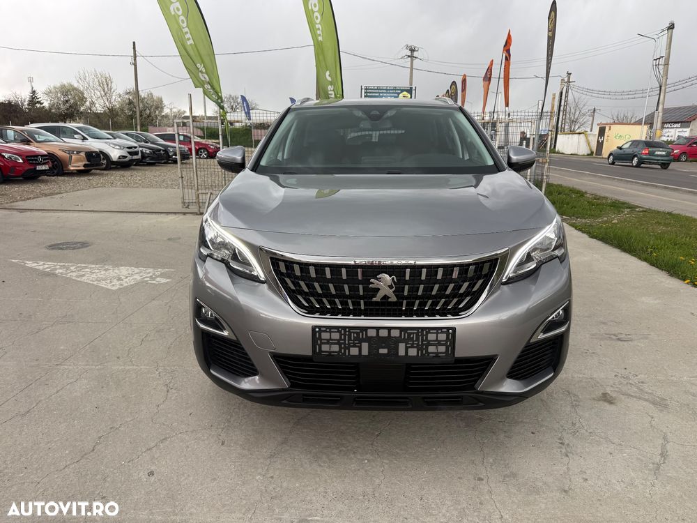 Peugeot 3008 1.2 PureTech Turbo S&S EAT6 Allure - 11