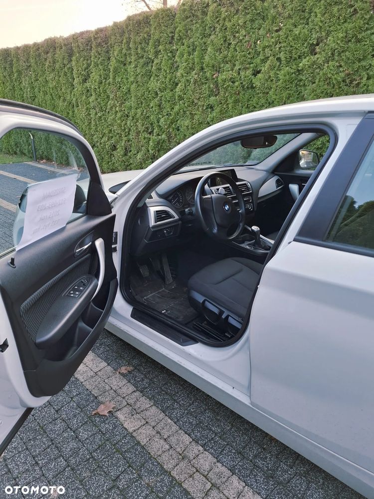 BMW Seria 1 116i - 4