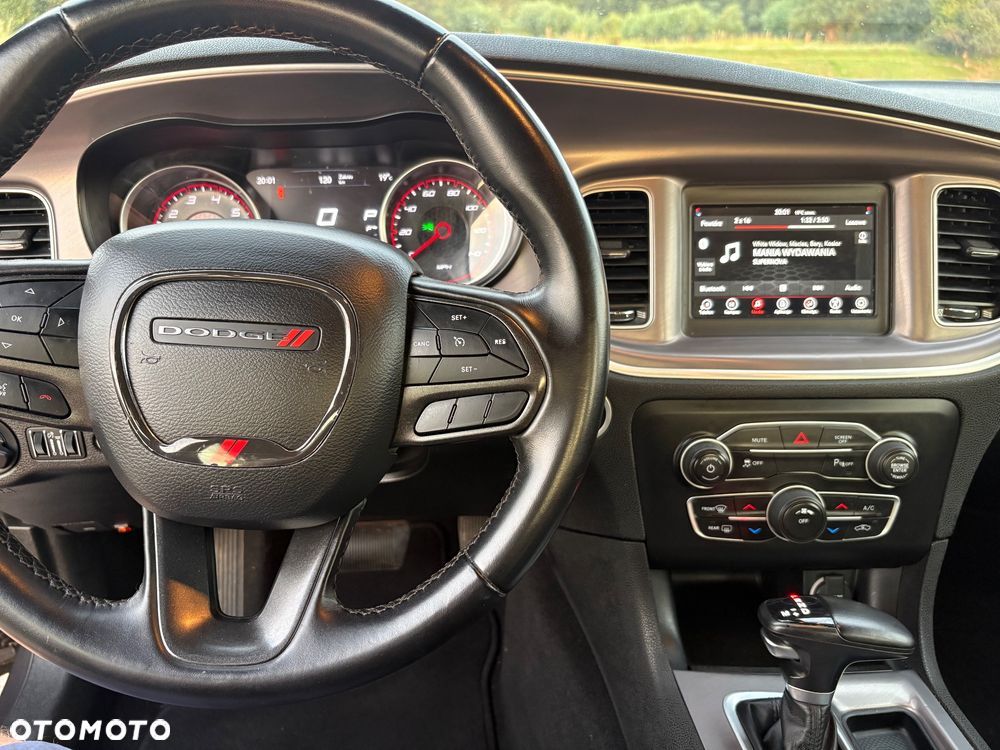 Dodge Charger - 10