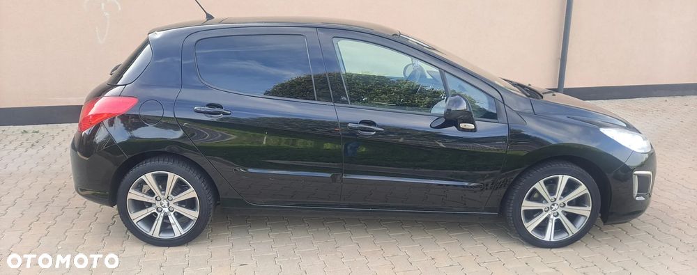 Peugeot 308 e-HDi FAP 110 Stop&Start EGS6 Allure - 24