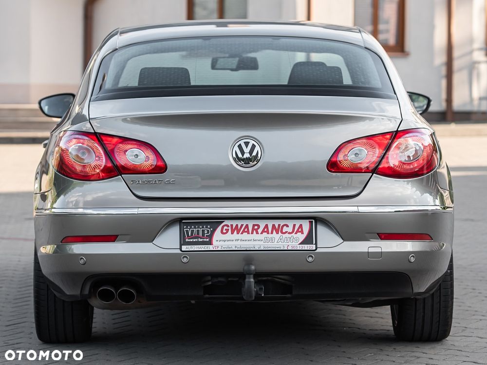 Volkswagen Passat 2.0 TDI DPF BlueMotion Technology Comfortline - 11