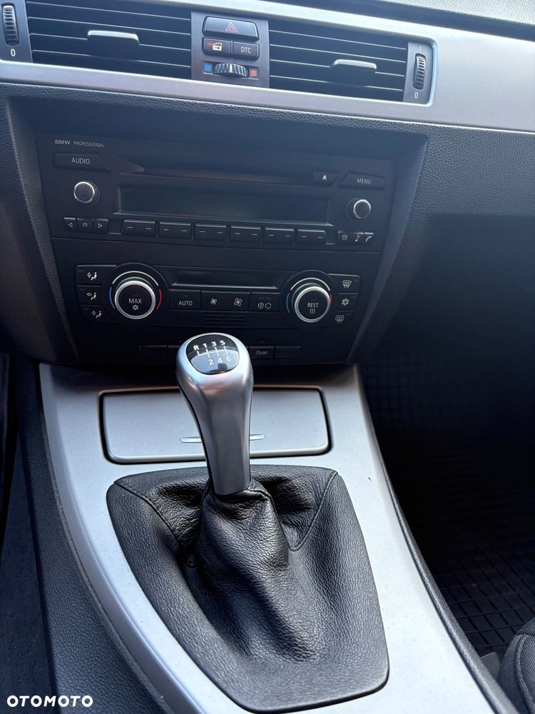 BMW Seria 3 320d DPF - 7