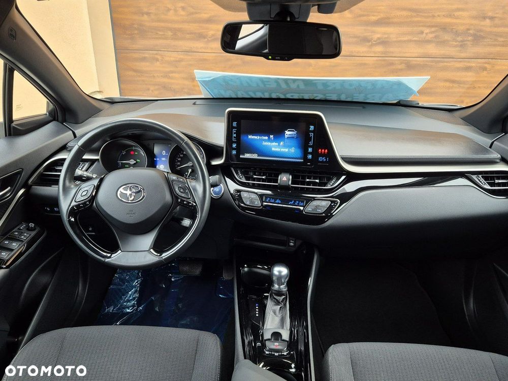 Toyota C-HR - 9