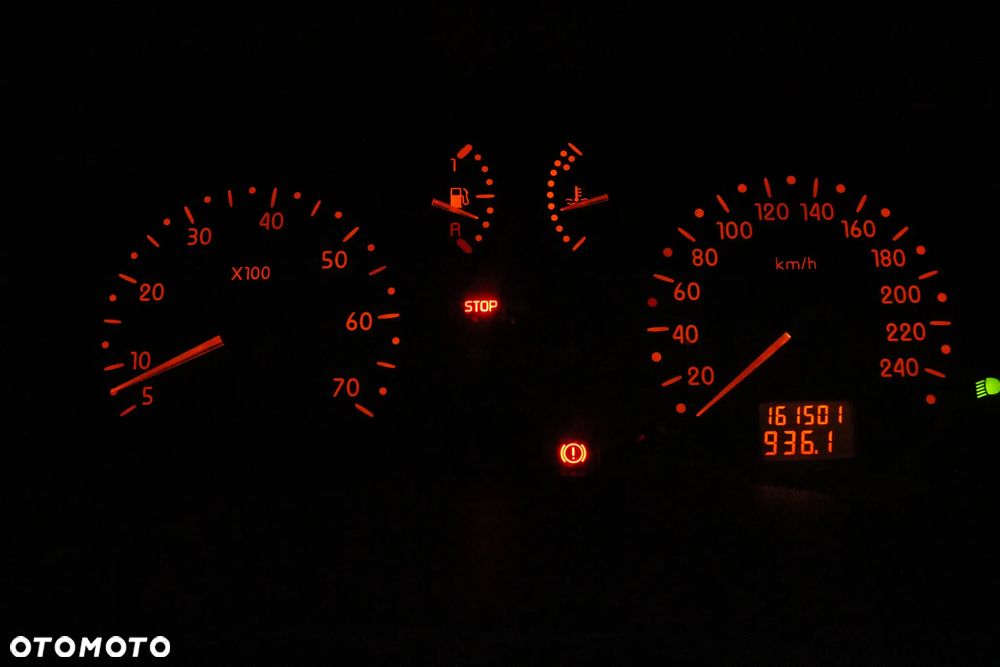 Renault Clio 1.2i RT - 12