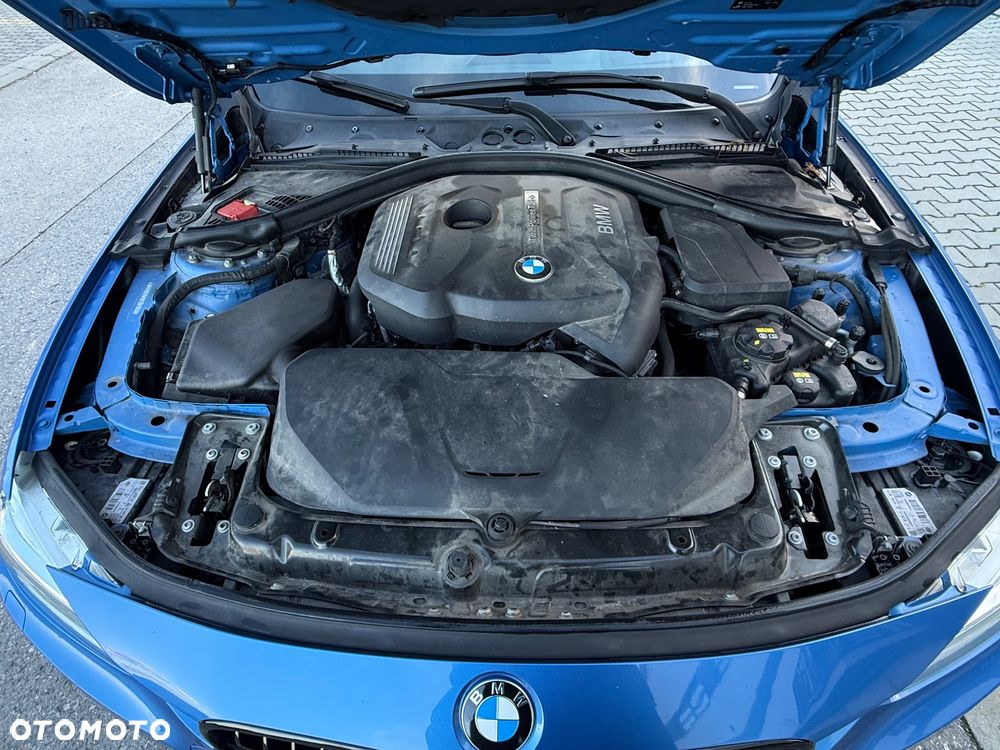 BMW Seria 3 330i xDrive M Sport Shadow - 21