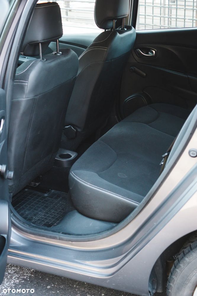 Renault Clio 1.2 16V Alize - 15
