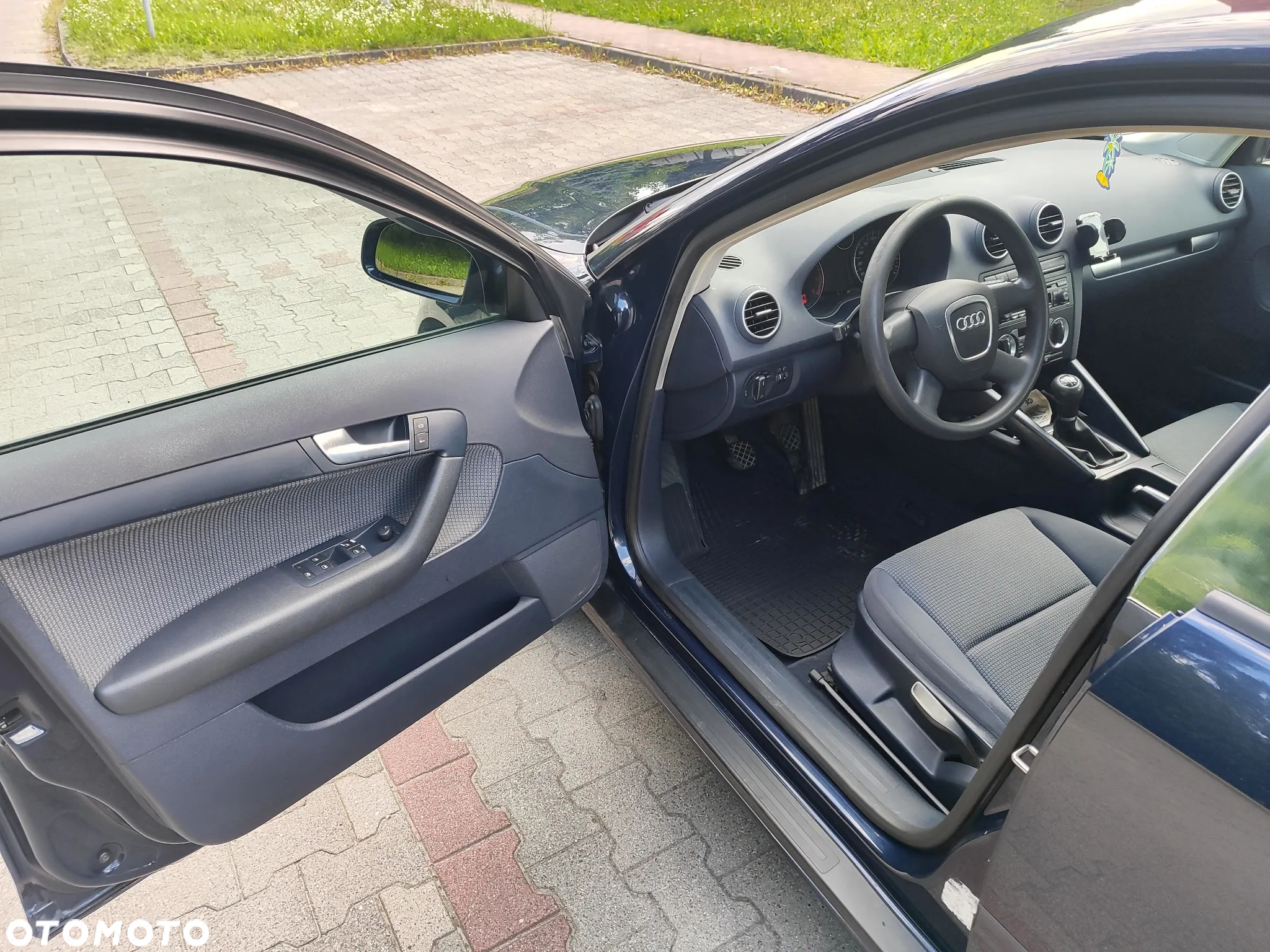 Audi A3 Sportback 1.6 Ambiente - 37