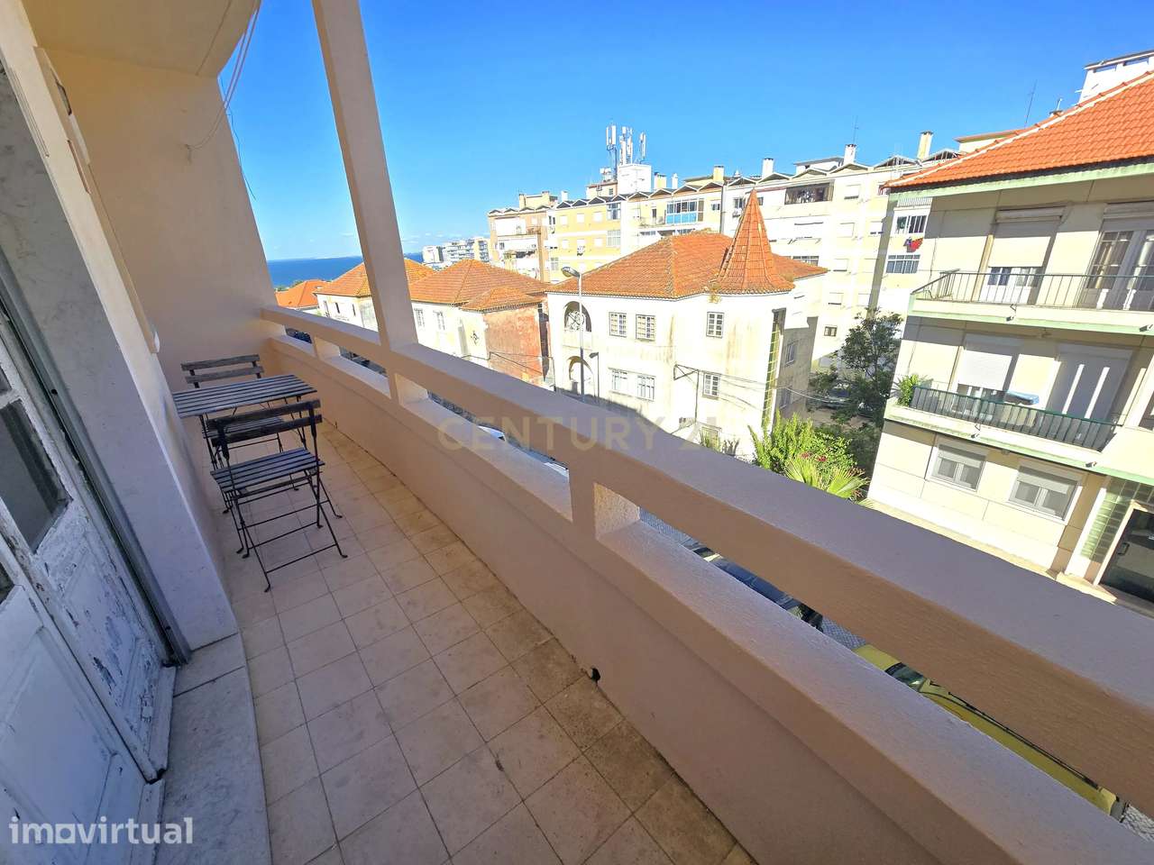 Apartamento T1 com Vista rio no centro de Almada - Grande imagem: 2/15