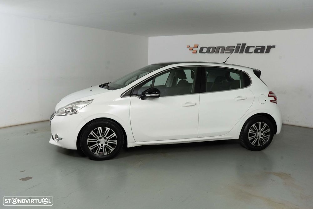Peugeot 208 1.6 e-HDi SE Style - 8