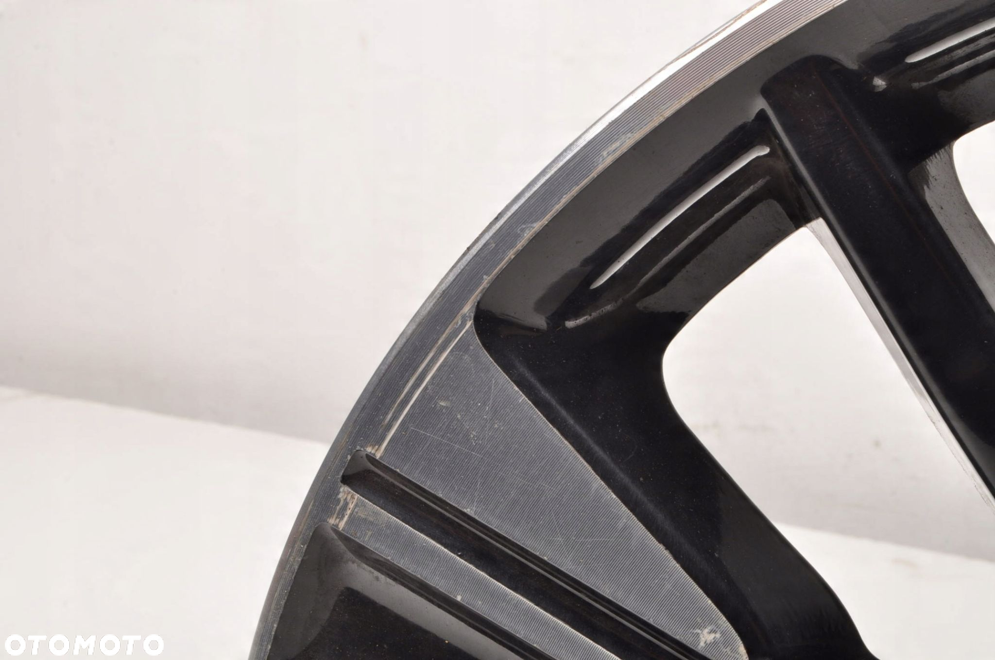 MITSUBISHI ECLIPSE CROSS FELGA R18" 7J 5X114.3 ET38 ALUMINIOWA RZ-1 - 7