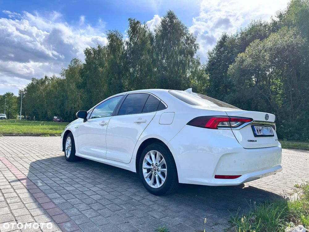 Toyota Corolla - 4