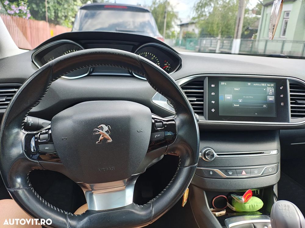 Peugeot 308 - 5