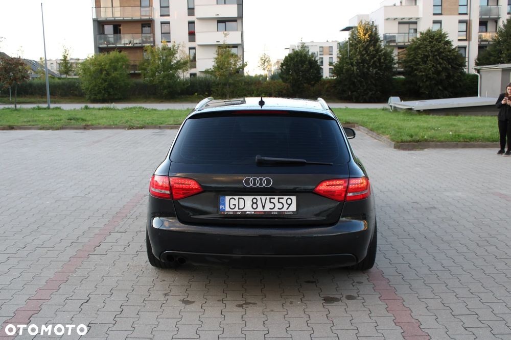 Audi A4 Avant 2.0 TDI DPF multitronic Ambition - 6