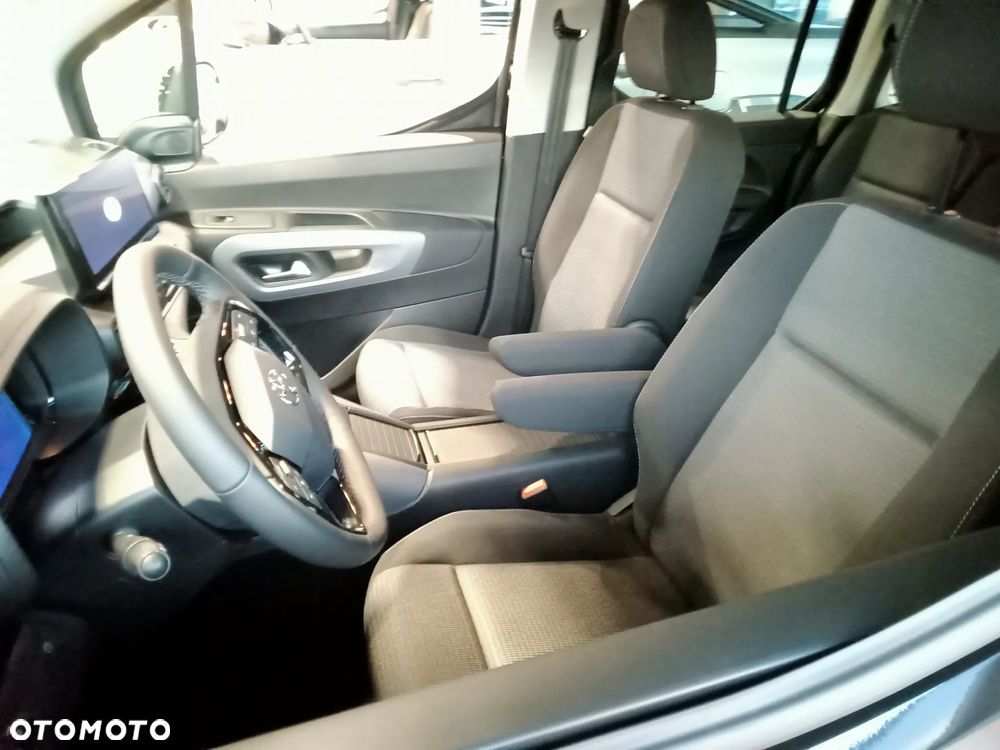 Toyota Proace City Verso 1.5 D-4D Family - 11