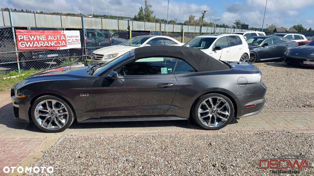 Ford Mustang - 8